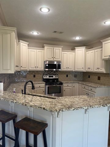 3 Zadie Court, Searcy, AR 72143