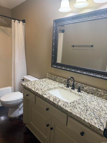 3 Zadie Court, Searcy, AR 72143