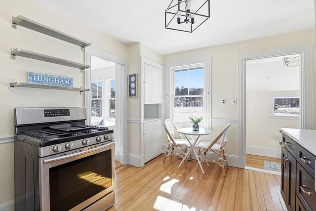 2 Cliff Rd, Hingham, MA 02043