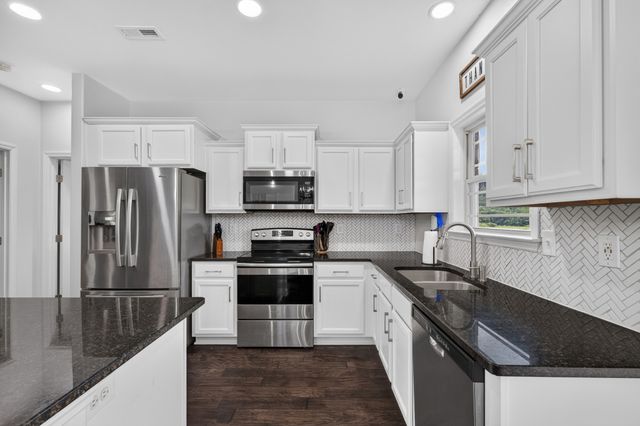 732 Shelbyville Hwy, Fayetteville, TN 37334