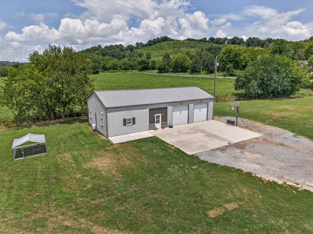 732 Shelbyville Hwy, Fayetteville, TN 37334