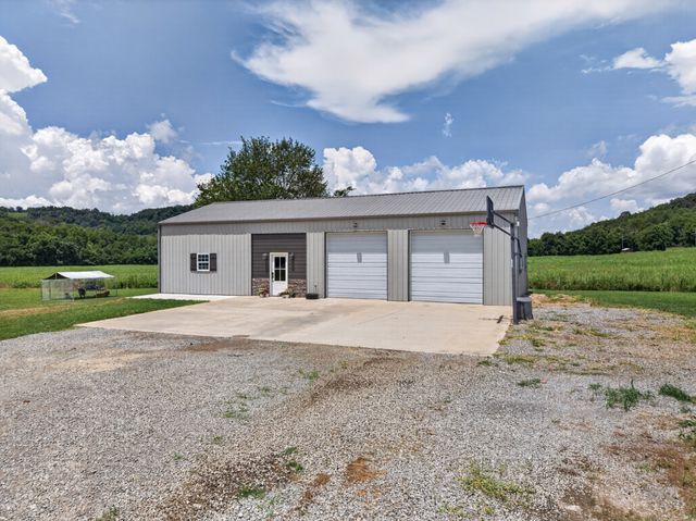 732 Shelbyville Hwy, Fayetteville, TN 37334