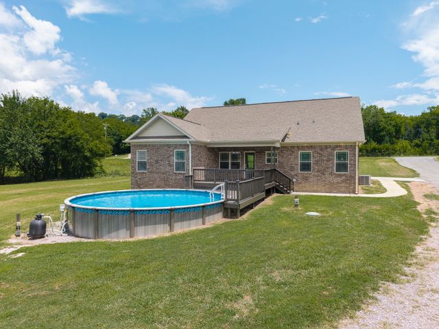 732 Shelbyville Hwy, Fayetteville, TN 37334