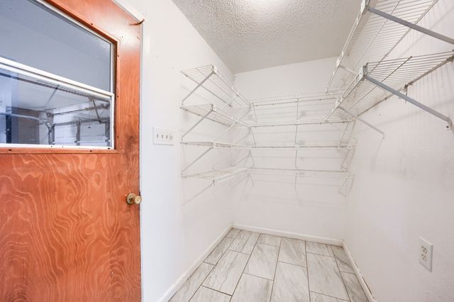 821 Prestwick Street, Bedford, TX 76022