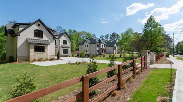 10765 Shallowford Road, Roswell, GA 30075
