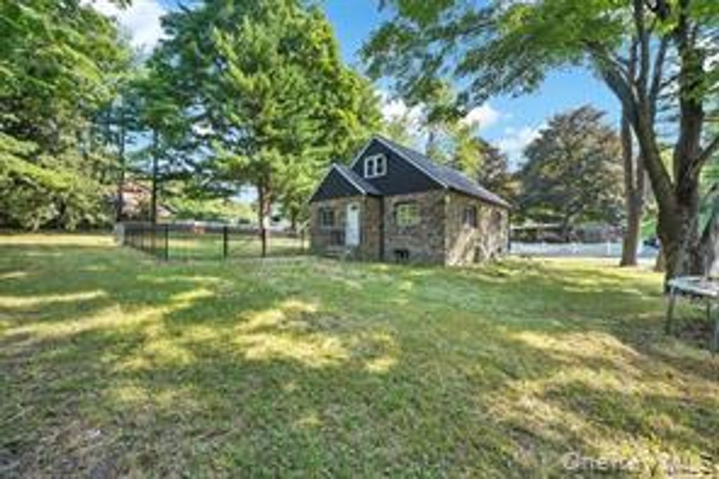 3 Boyles Court, Monroe, NY 10950