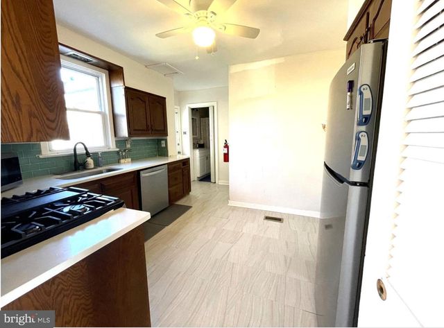 4705 CAMDEN AVE, Pennsauken, NJ 08110