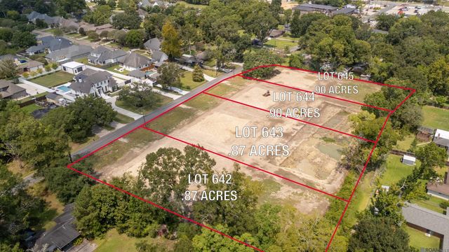 4635 Floynell Dr, Saint George, LA 70809