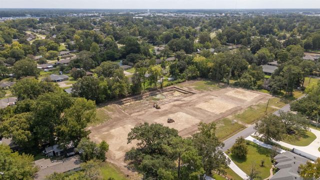 4635 Floynell Dr, Saint George, LA 70809