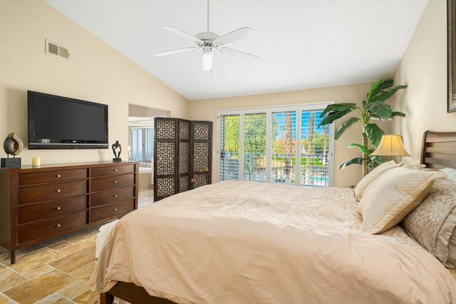 684 Vista Lago Circle N, Palm Desert, CA 92211