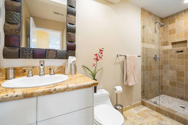 684 Vista Lago Circle N, Palm Desert, CA 92211