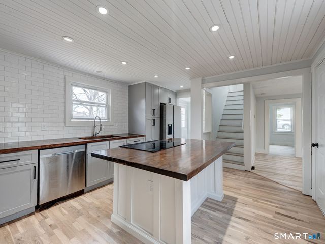 45 South Main Street, Plymouth, CT 06786