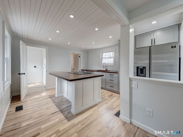 45 South Main Street, Plymouth, CT 06786