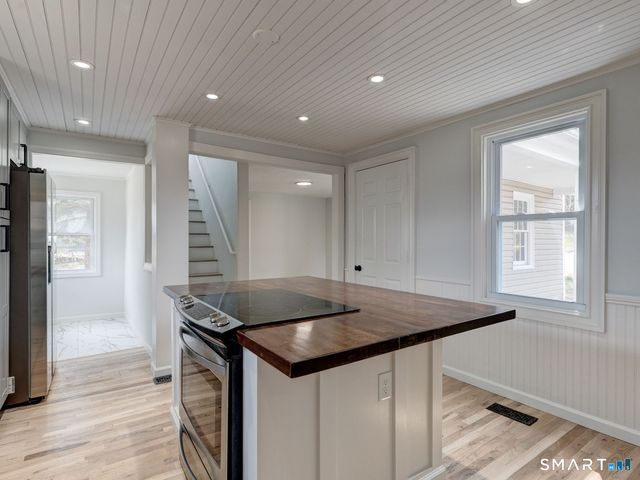 45 South Main Street, Plymouth, CT 06786