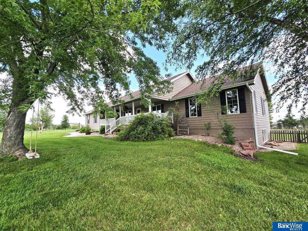 6830 SW 9 Street, Lincoln, NE 68523