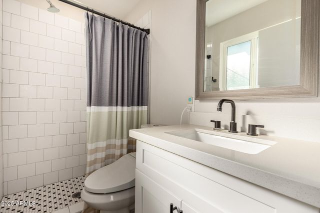 1701 W MISSION Lane, Phoenix, AZ 85021