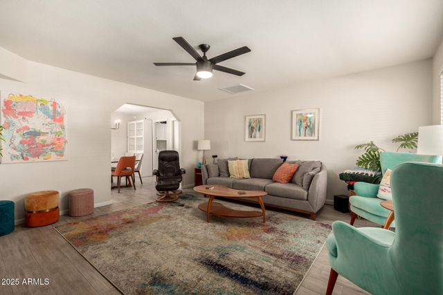 1701 W MISSION Lane, Phoenix, AZ 85021