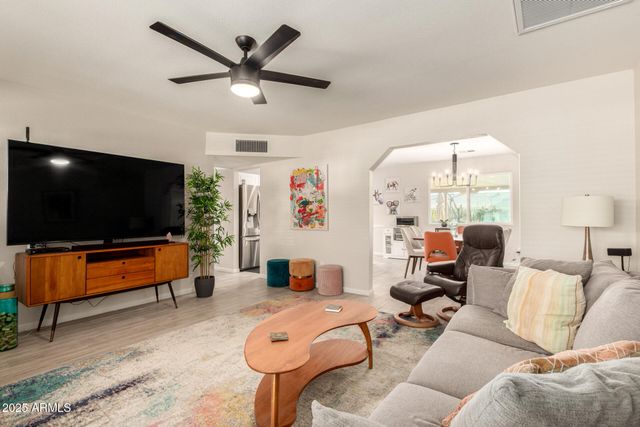 1701 W MISSION Lane, Phoenix, AZ 85021