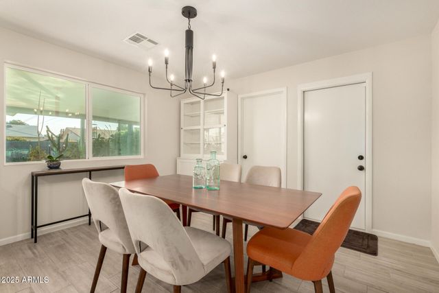 1701 W MISSION Lane, Phoenix, AZ 85021