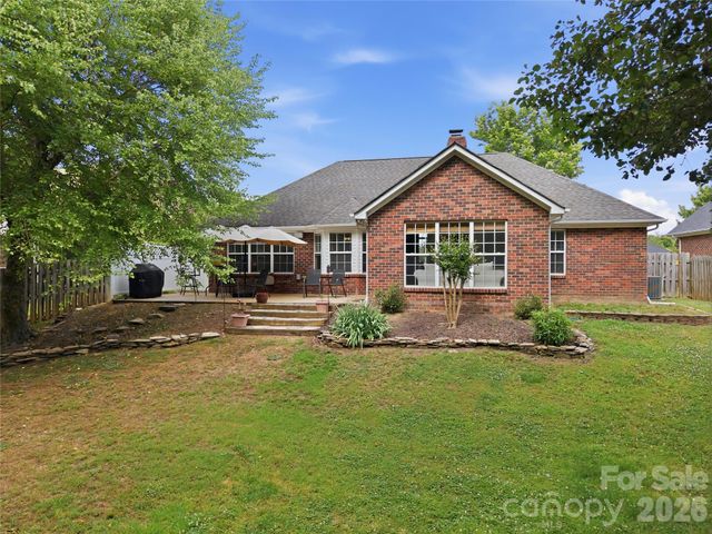 12626 Hill Pine Road, Midland, NC 28107