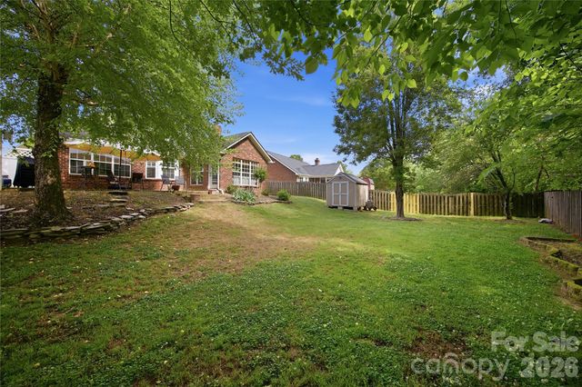 12626 Hill Pine Road, Midland, NC 28107