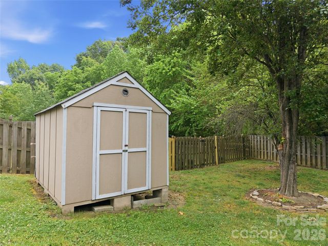 12626 Hill Pine Road, Midland, NC 28107