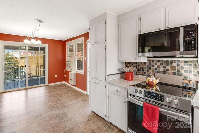 106 Pressley Road, Canton, NC 28716