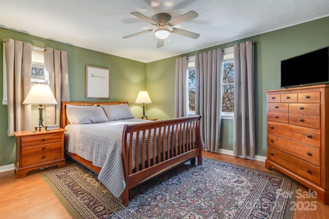 106 Pressley Road, Canton, NC 28716