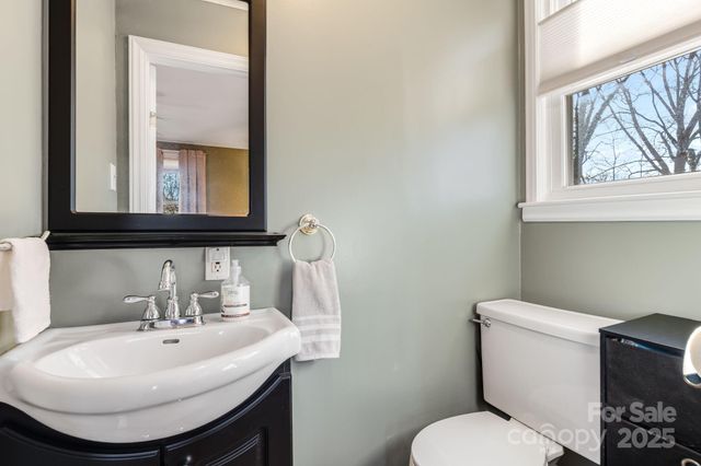 106 Pressley Road, Canton, NC 28716