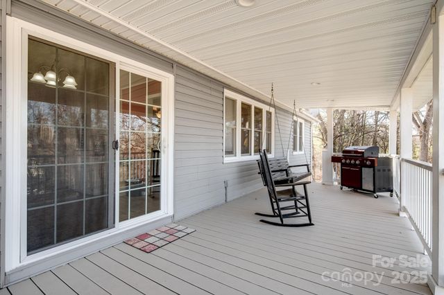 106 Pressley Road, Canton, NC 28716