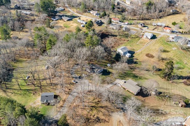 106 Pressley Road, Canton, NC 28716