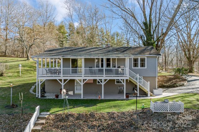 106 Pressley Road, Canton, NC 28716