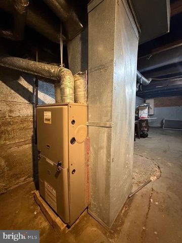 221 KINGS MILL RD, York, PA 17401