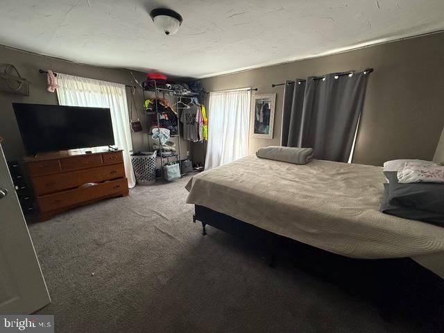 221 KINGS MILL RD, York, PA 17401