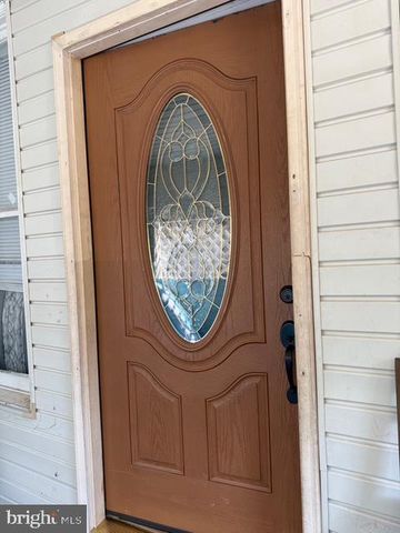 221 KINGS MILL RD, York, PA 17401