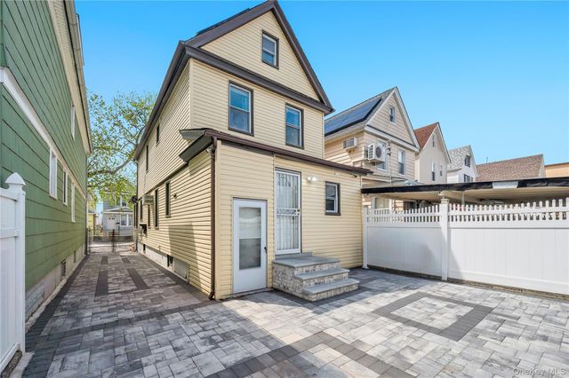 10125 131st Street, Richmond Hill S., NY 11419