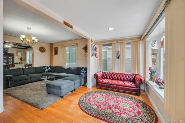 10125 131st Street, Richmond Hill S., NY 11419