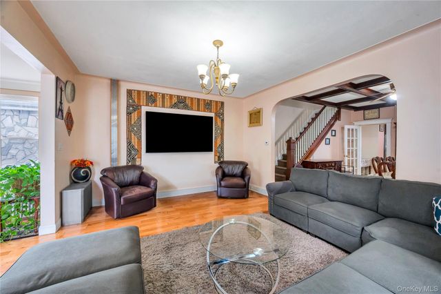 10125 131st Street, Richmond Hill S., NY 11419