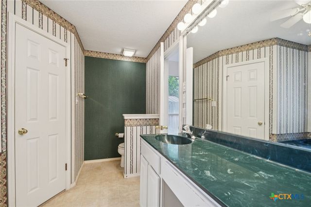 604 Clyde Court, San Marcos, TX 78666