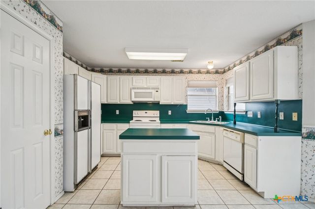 604 Clyde Court, San Marcos, TX 78666