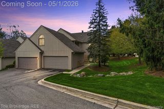 29374 Laurel Drive, Farmington Hills, MI 48331