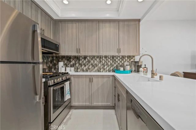 17082 Pacific Coast Highway 102, Huntington Beach, CA 92649