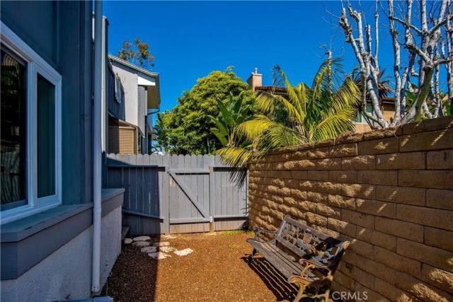17082 Pacific Coast Highway 102, Huntington Beach, CA 92649