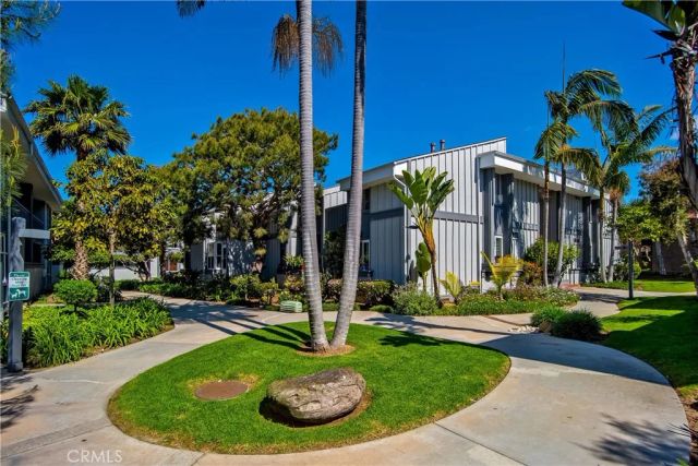 17082 Pacific Coast Highway 102, Huntington Beach, CA 92649
