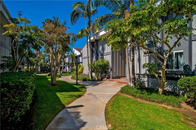17082 Pacific Coast Highway 102, Huntington Beach, CA 92649