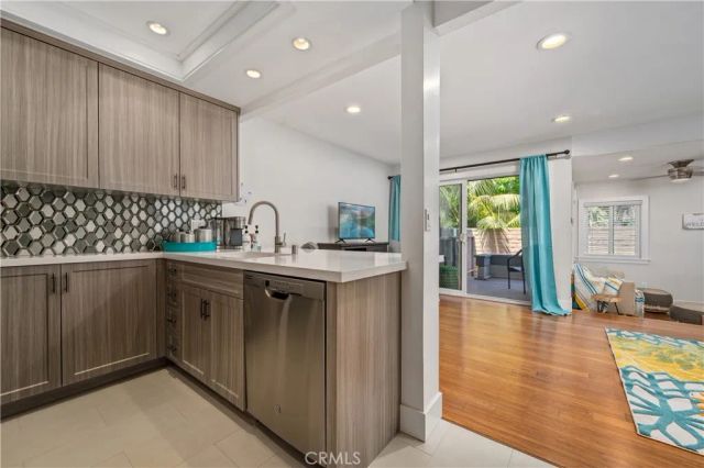 17082 Pacific Coast Highway 102, Huntington Beach, CA 92649
