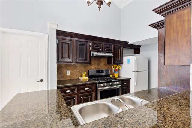 11514 Gullwood Drive, Houston, TX 77089