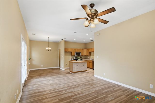 516 Versailles Street, Victoria, TX 77904