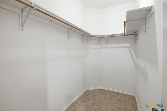 516 Versailles Street, Victoria, TX 77904