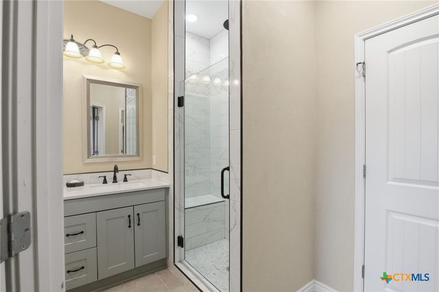 516 Versailles Street, Victoria, TX 77904